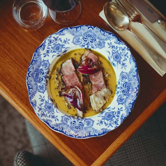 Plat du restaurant, Regain, dans Lyon, 1er arrondissement. Ce restaurant figure dans la liste de cuisine bistronomique de l'article.