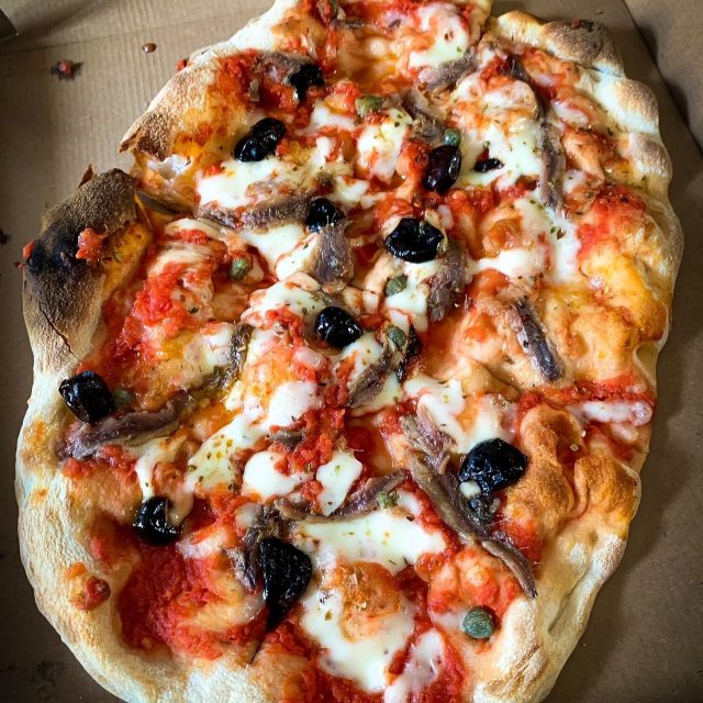 Focaccia de chez Pizzeria Bocca di Rosa, dans le 4e arrondissement de Lyon.
